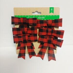 Crafters Square Plaid Bows